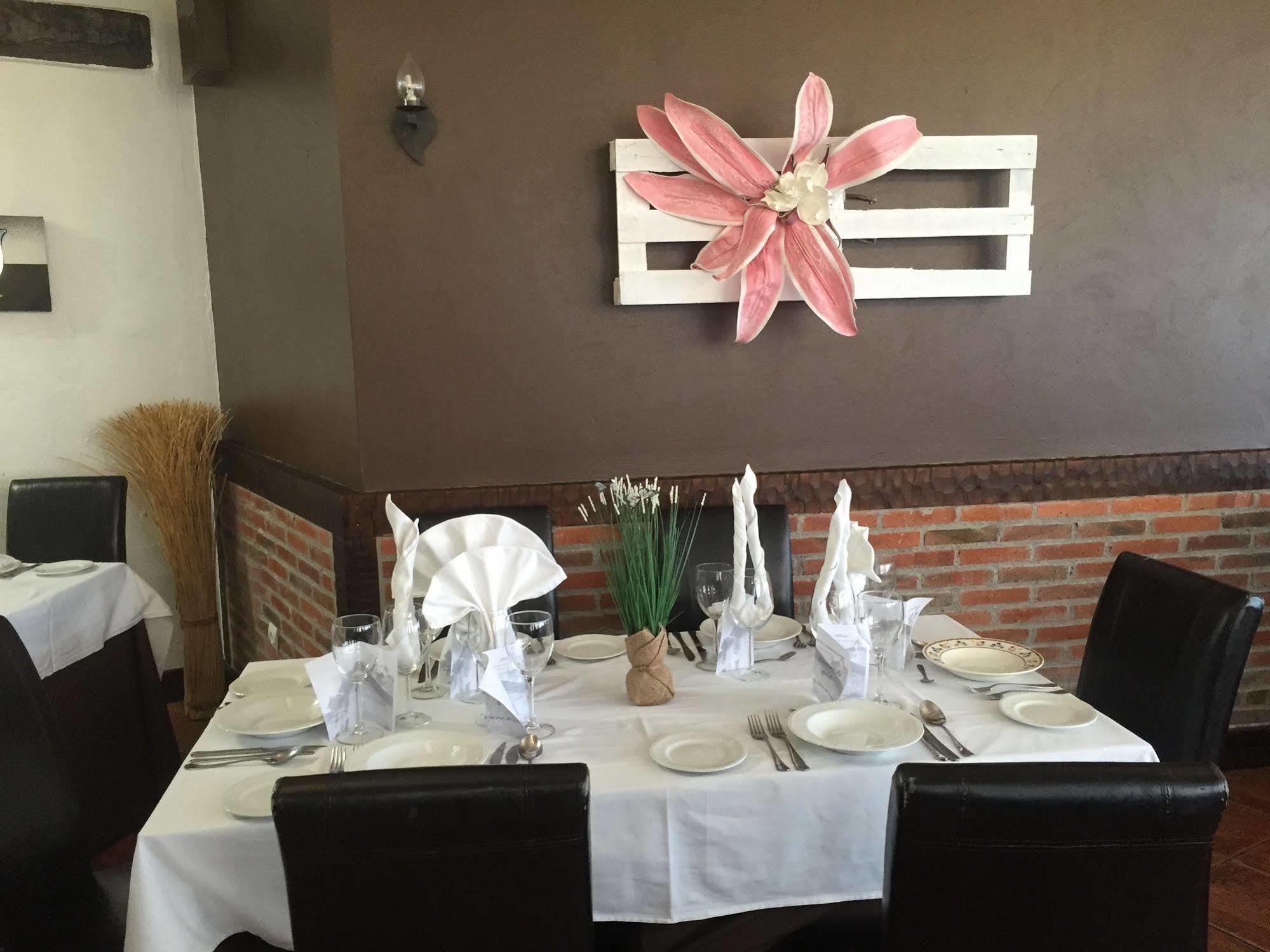 Hotel Marfrei Hinojedo Екстериор снимка