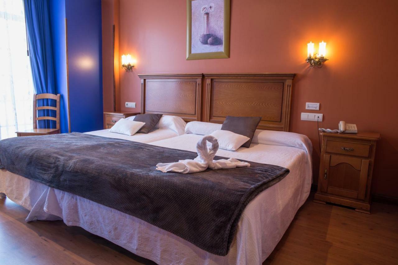 Hotel Marfrei Hinojedo Екстериор снимка